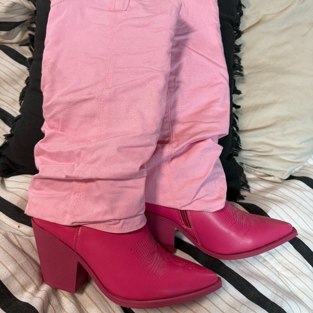 Bright Pink Cowgirl Boots